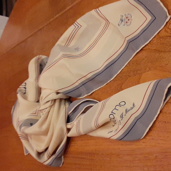 Vtg Jacomo Silk Scarf Italy 33"×33"L - Picture 13 of 16